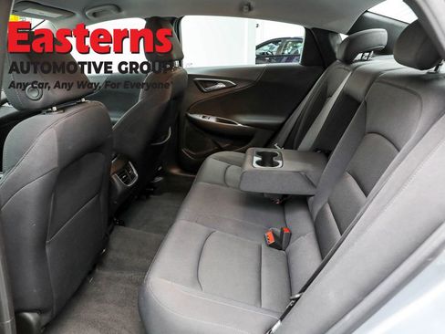 Used 2024 Chevrolet Malibu LT image 21