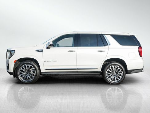 Used 2023 GMC Yukon Denali Ultimate AWD/4WD image 2