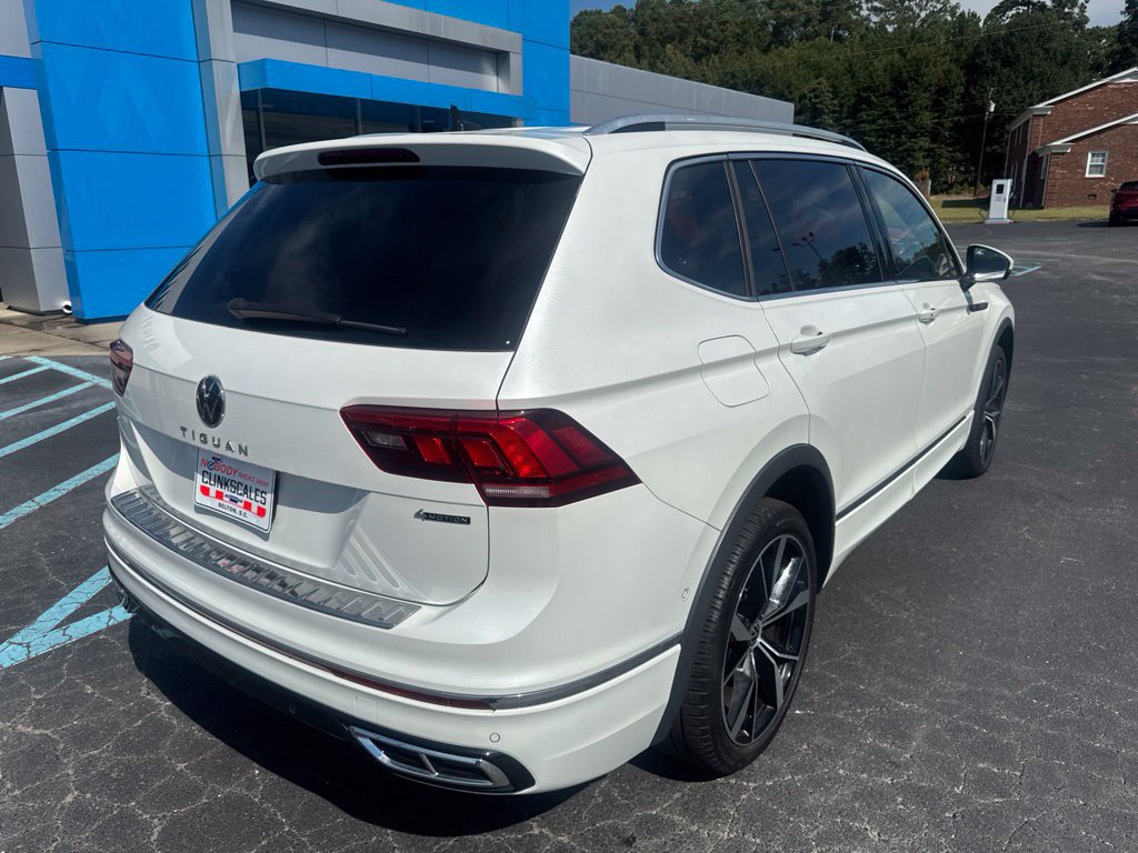 Used 2023 Volkswagen Tiguan SEL R-Line AWD/4WD image 6