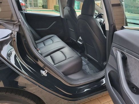 Used 2020 Tesla Model 3 Long Range image 16
