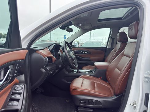Certified 2019 Chevrolet Traverse High Country w/ LPO, Floor Liner Package AWD/4WD image 12