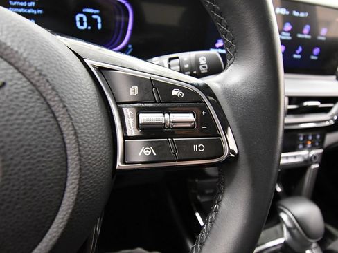 Certified 2025 Kia Seltos S AWD/4WD image 21