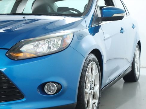 Used 2014 Ford Focus Titanium image 4