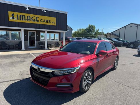 Used 2020 Honda Accord Hybrid image 2