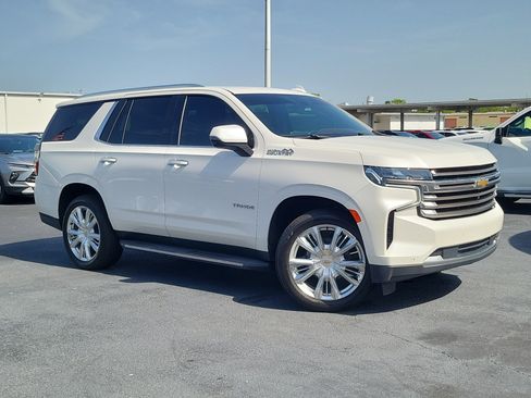 Used 2021 Chevrolet Tahoe High Country RWD image 32