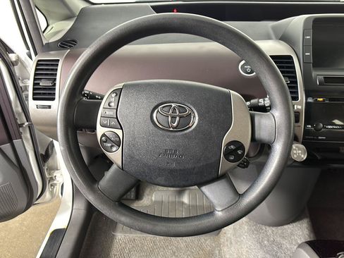 Used 2004 Toyota Prius FWD image 31