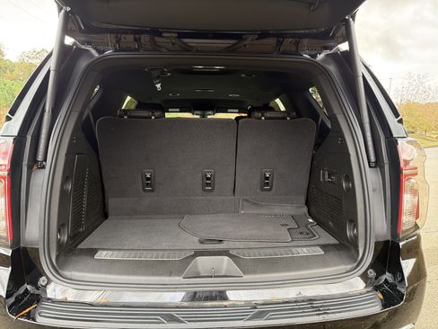 Used 2022 Chevrolet Tahoe High Country image 18