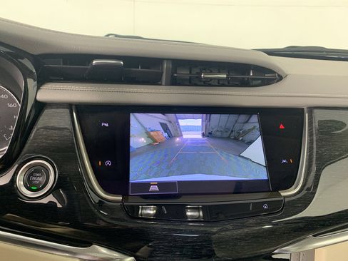 Used 2023 Cadillac XT6 Premium Luxury FWD image 27