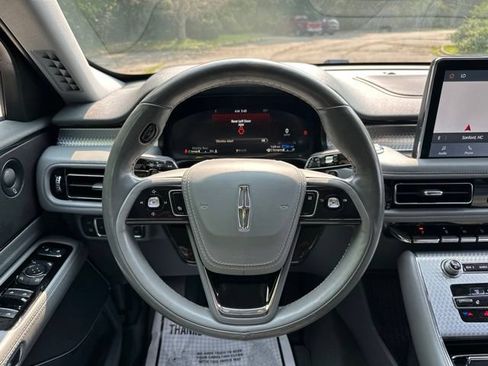 Used 2021 Lincoln Aviator Grand Touring w/ Elements Package Plus AWD/4WD image 12
