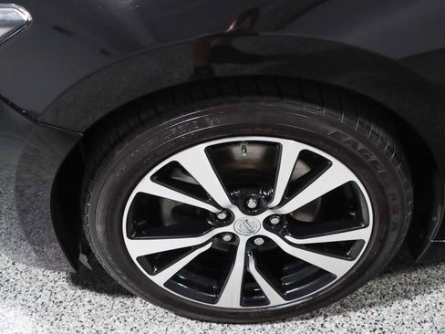 Used 2018 Nissan Maxima 3.5 S FWD image 11
