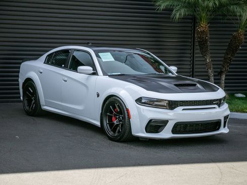 Used 2021 Dodge Charger SRT Hellcat image 6