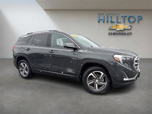 Used 2021 GMC Terrain SLT image 2