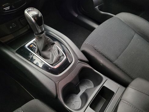 Used 2019 Nissan Rogue Sport S FWD image 26