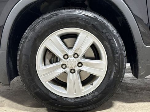 Used 2020 Chevrolet Trax LS FWD image 26