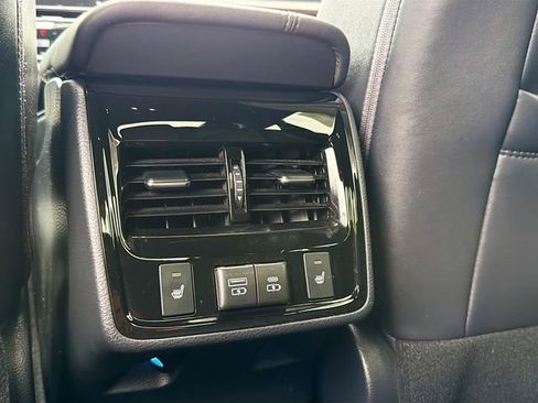 Used 2021 Toyota Avalon Limited w/ Advanced Safety Package FWD image 27