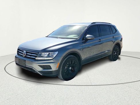 Used 2021 Volkswagen Tiguan S FWD image 2