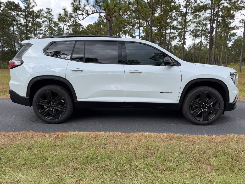 New 2027 GMC Acadia Elevation w/ Black Edition FWD image 6