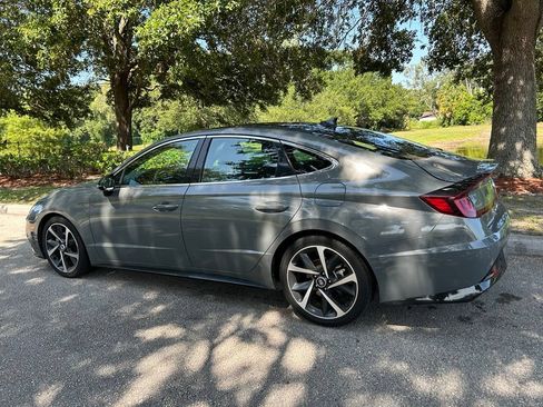 Used 2023 Hyundai Sonata SEL Plus FWD image 4