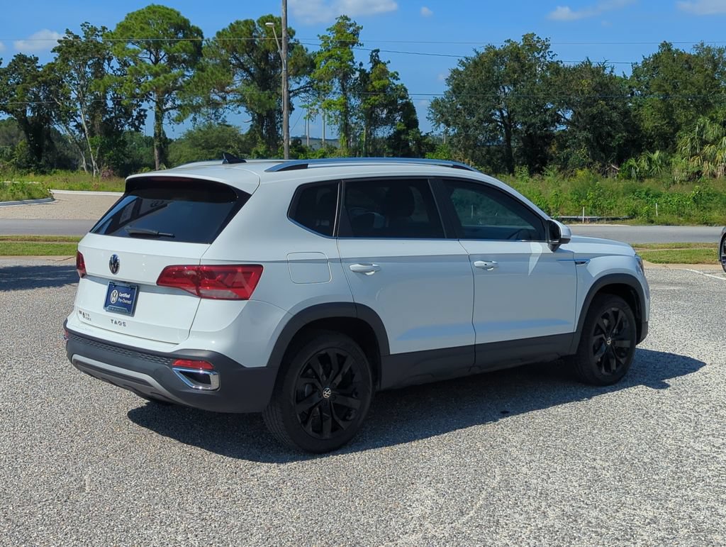 Certified 2023 Volkswagen Taos SE FWD image 7