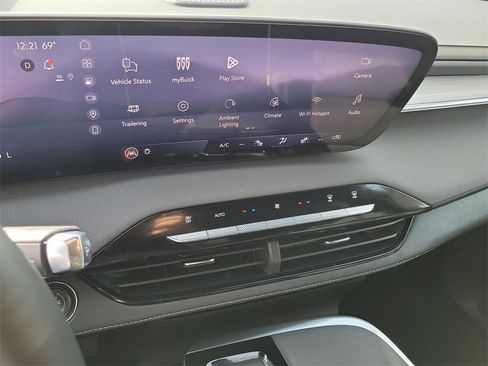 Used 2026 Buick Enclave Preferred image 13