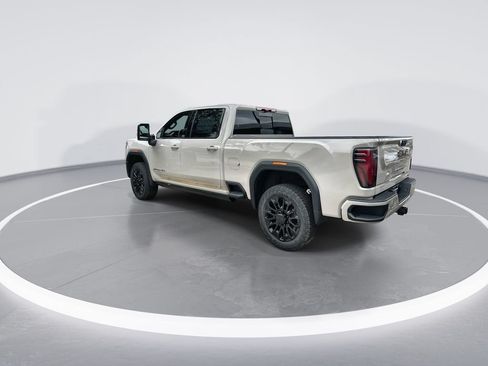New 2026 GMC Sierra 2500 AT4 w/ AT4 Premium Plus Package AWD/4WD image 6