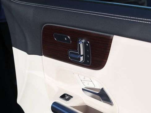 New 2026 Mercedes-Benz GLA 250 4MATIC image 15