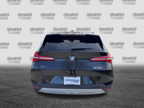 Certified 2025 BMW X3 xDrive30i image 9
