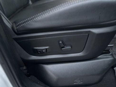 Used 2018 RAM 2500 Laramie w/ Sport Appearance Group image 8