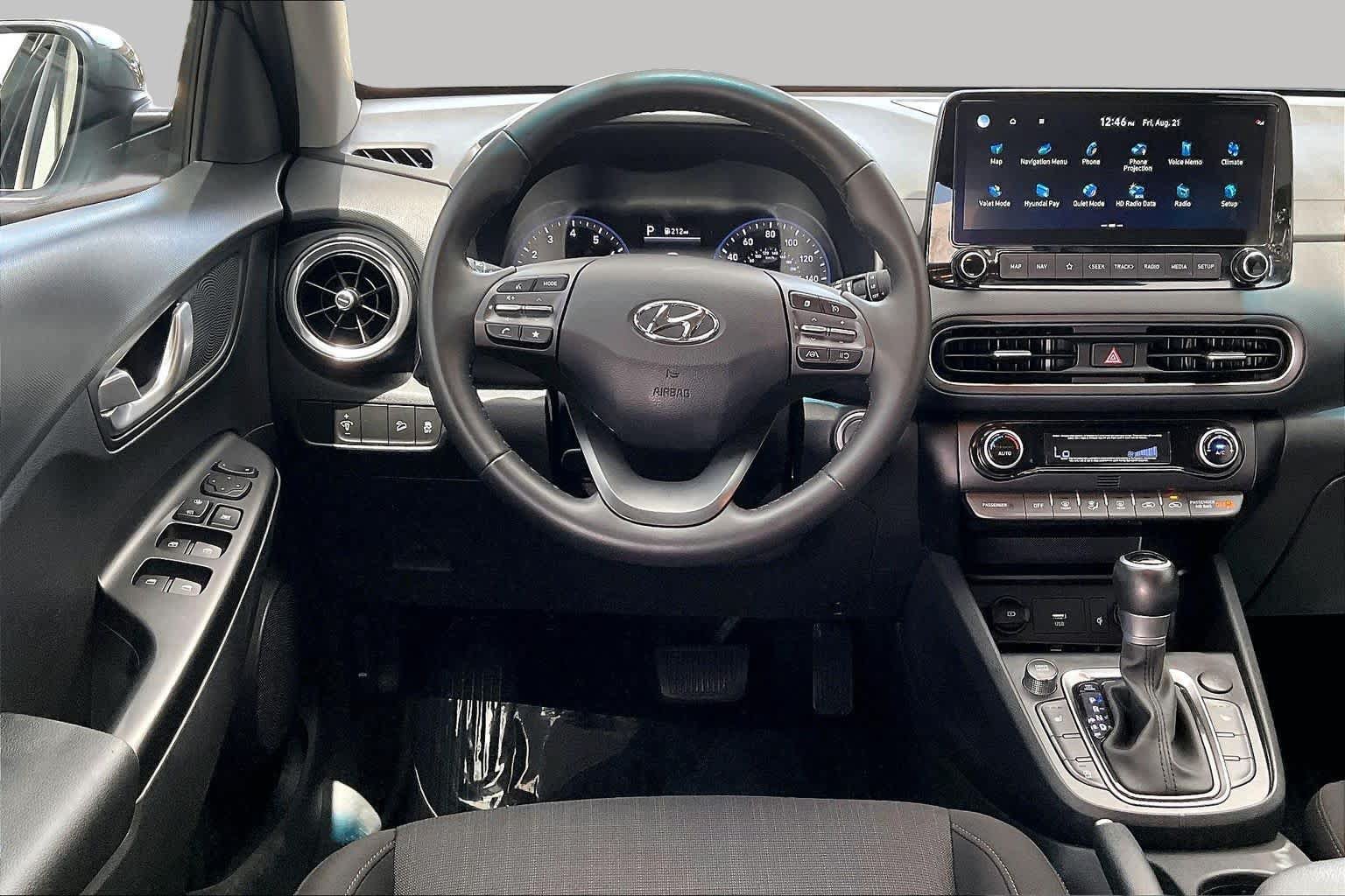 Certified 2023 Hyundai Kona SEL w/ Convenience Package AWD/4WD image 6