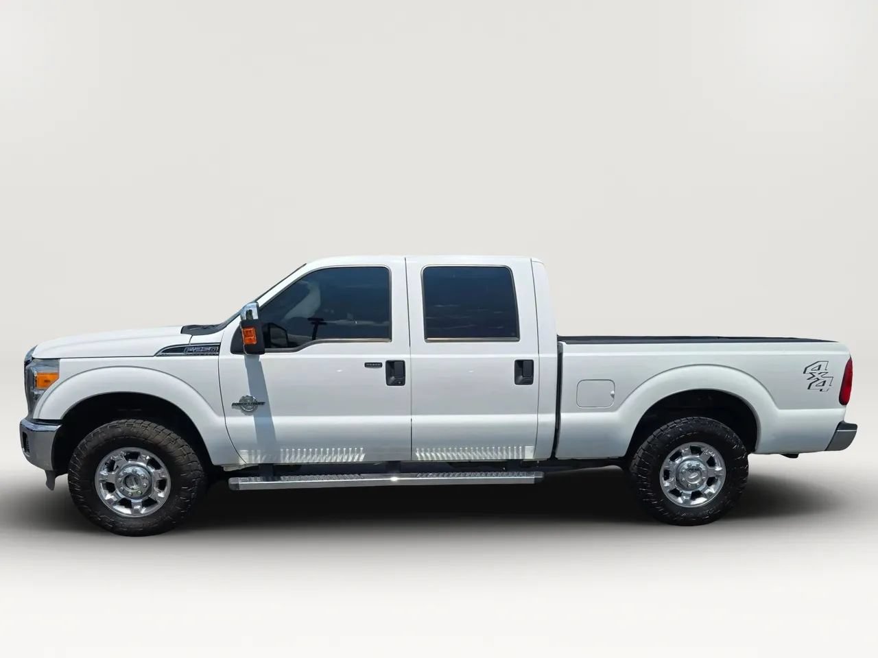 Used 2013 Ford F250 XLT w/ Chrome Pkg AWD/4WD image 2