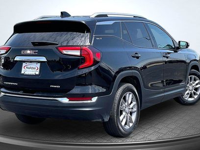 Used 2024 GMC Terrain SLT