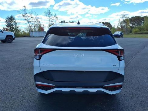 Used 2023 Kia Sportage EX image 6
