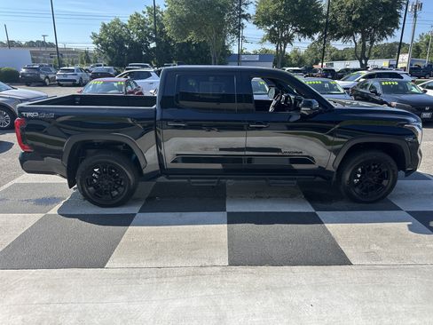 Used 2026 Toyota Tundra Limited AWD/4WD image 3