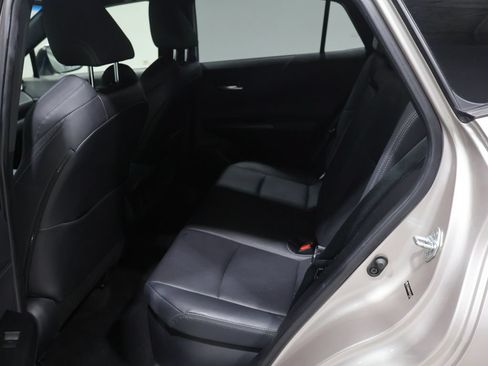 Used 2021 Toyota Venza XLE w/ Softex Package AWD/4WD image 19