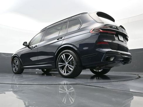 Used 2024 BMW X7 xDrive40i w/ Executive Package image 29