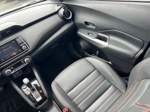 Used 2020 Nissan Kicks SR w/ SR Premium Package FWD image 15
