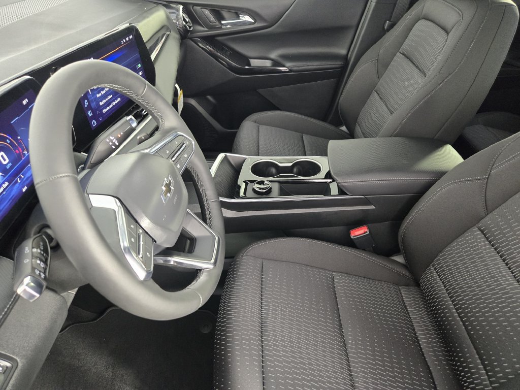 New 2027 Chevrolet Equinox LT w/ Midnight Edition FWD image 15