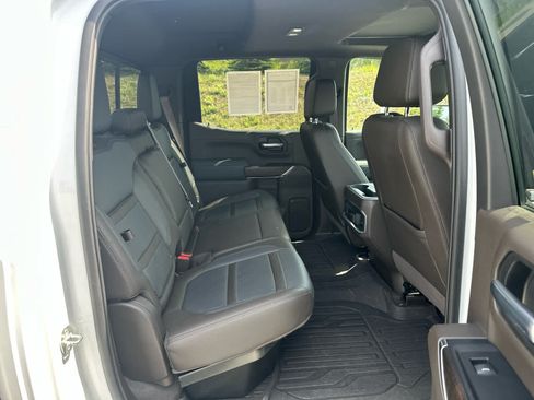 Used 2020 GMC Sierra 1500 Denali w/ Denali Ultimate Package AWD/4WD image 12