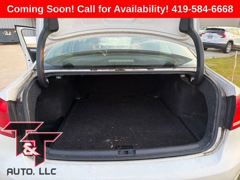 Used 2015 Volkswagen Passat 1.8T Limited Edition FWD image 7