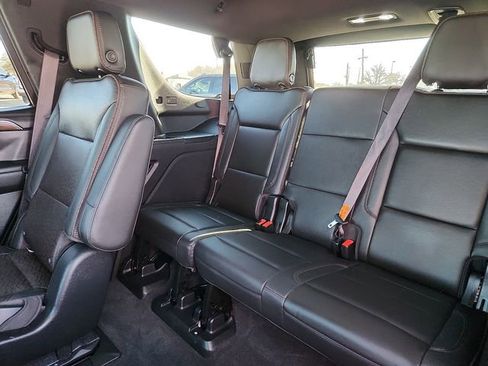 Used 2021 Chevrolet Tahoe High Country w/ Premium Package image 10