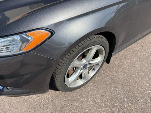 Used 2016 Ford Fusion SE w/ Equipment Group 201A FWD image 10
