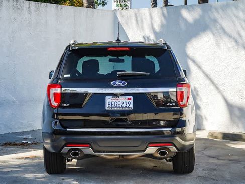 Used 2018 Ford Explorer XLT w/ Equipment Group 201A AWD/4WD image 5