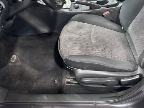 Used 2015 Nissan Sentra SV w/ Navigation Package FWD image 11
