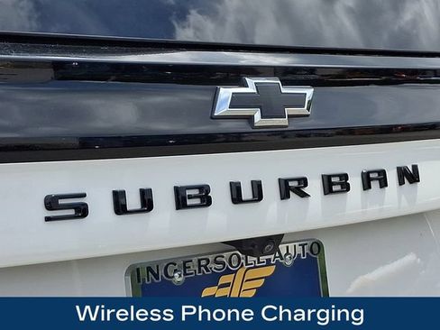 Used 2025 Chevrolet Suburban Z71 AWD/4WD image 33