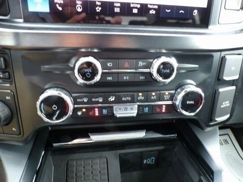 New 2025 Ford F350 Lariat w/ Lariat Ultimate Package image 27