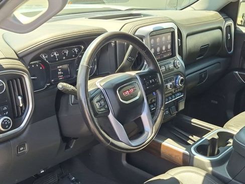Used 2022 GMC Sierra 1500 SLT w/ SLT Premium Plus Package RWD image 11