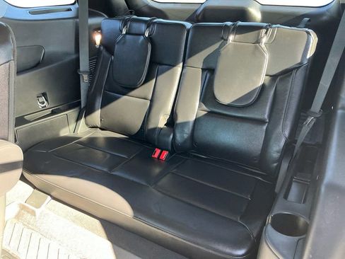 Used 2023 Ford Explorer Limited w/ Limited Technology Package image 21