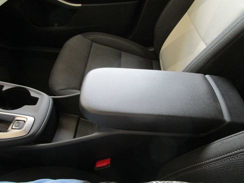 New 2026 Chevrolet Trax LS w/ LS Convenience Package FWD image 31