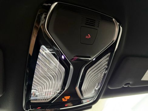 Used 2023 BMW M850i xDrive Coupe image 31