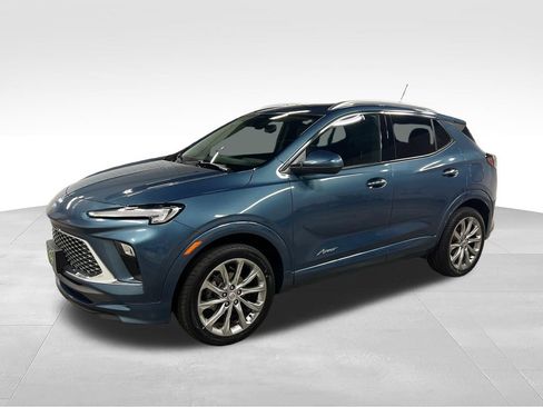 Used 2024 Buick Encore GX Avenir w/ Avenir Convenience Package AWD/4WD image 5